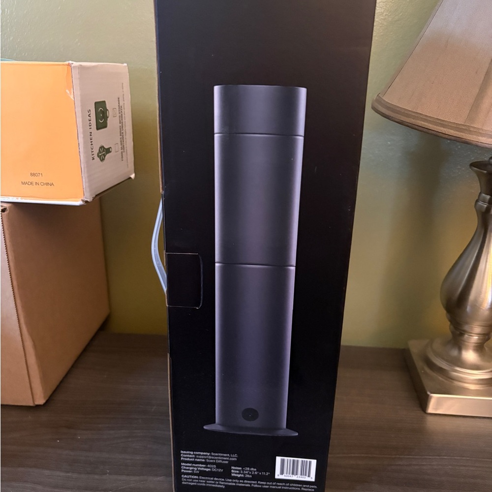 Scentiment Aroma Diffuser Model 4025 Black New In Box used in hotels